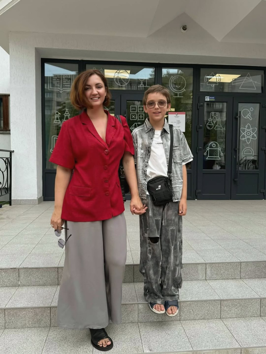 Оля Цибульська похвалилася сином на першому вересні