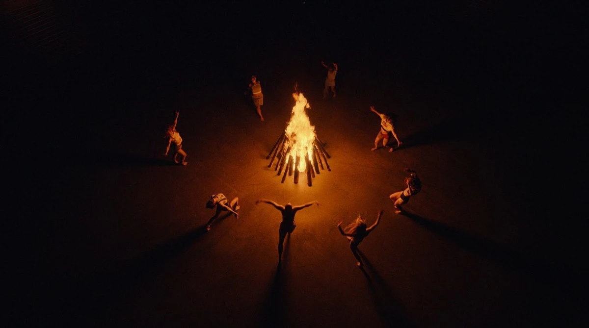 Момент з кліпу Бадоєва для Latexfauna