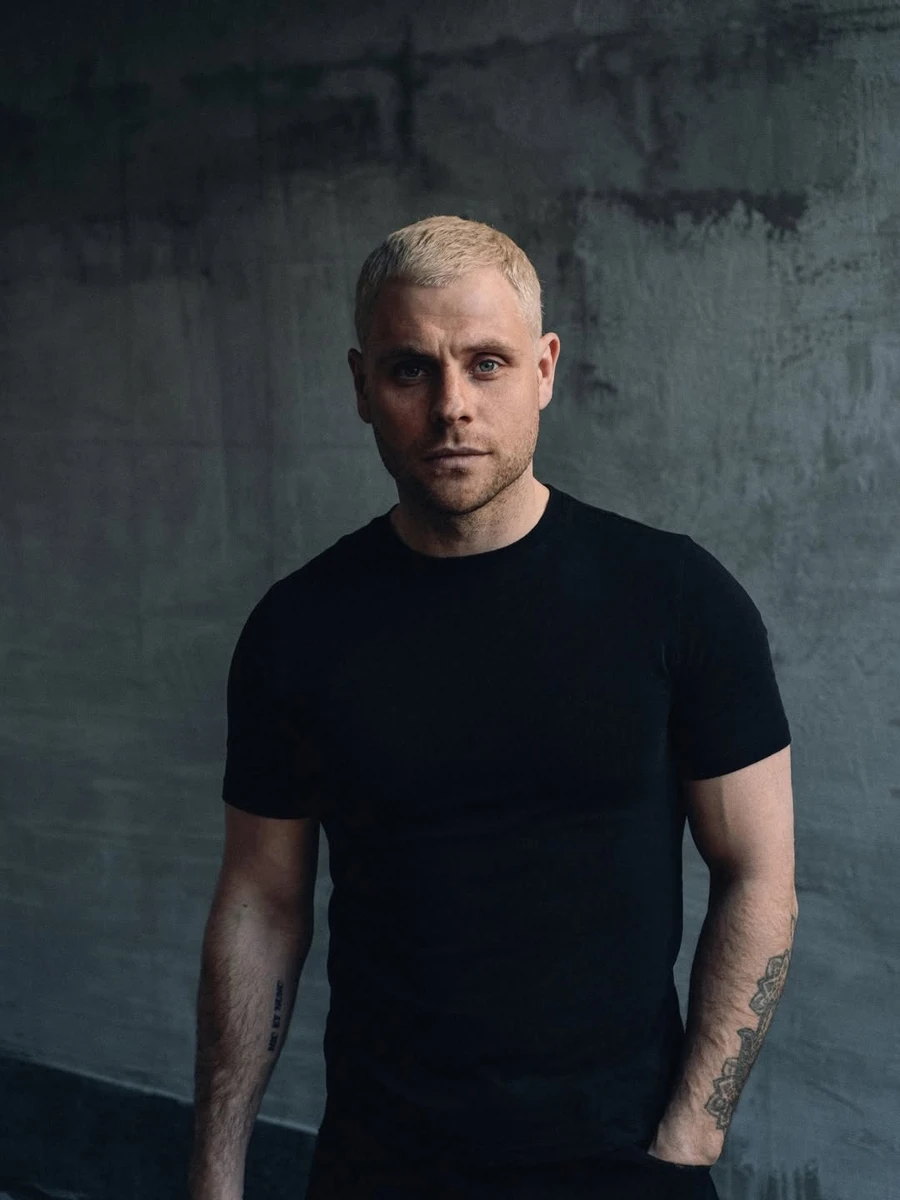 Артур Логай