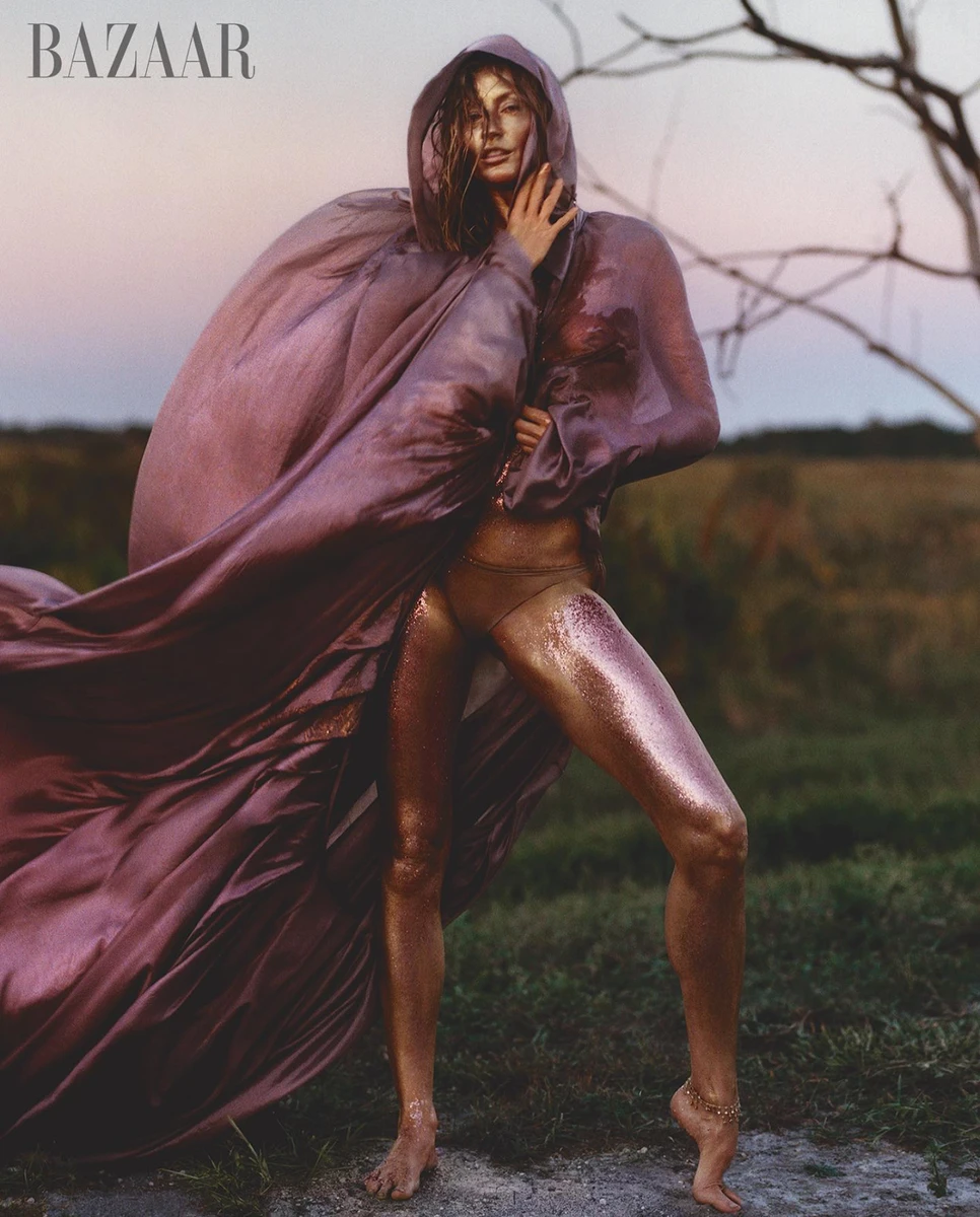 На деяких світлинах Жізель не впізнати