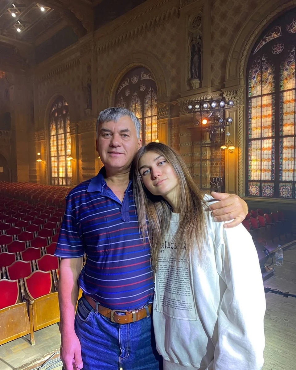 Jerry Heil батько