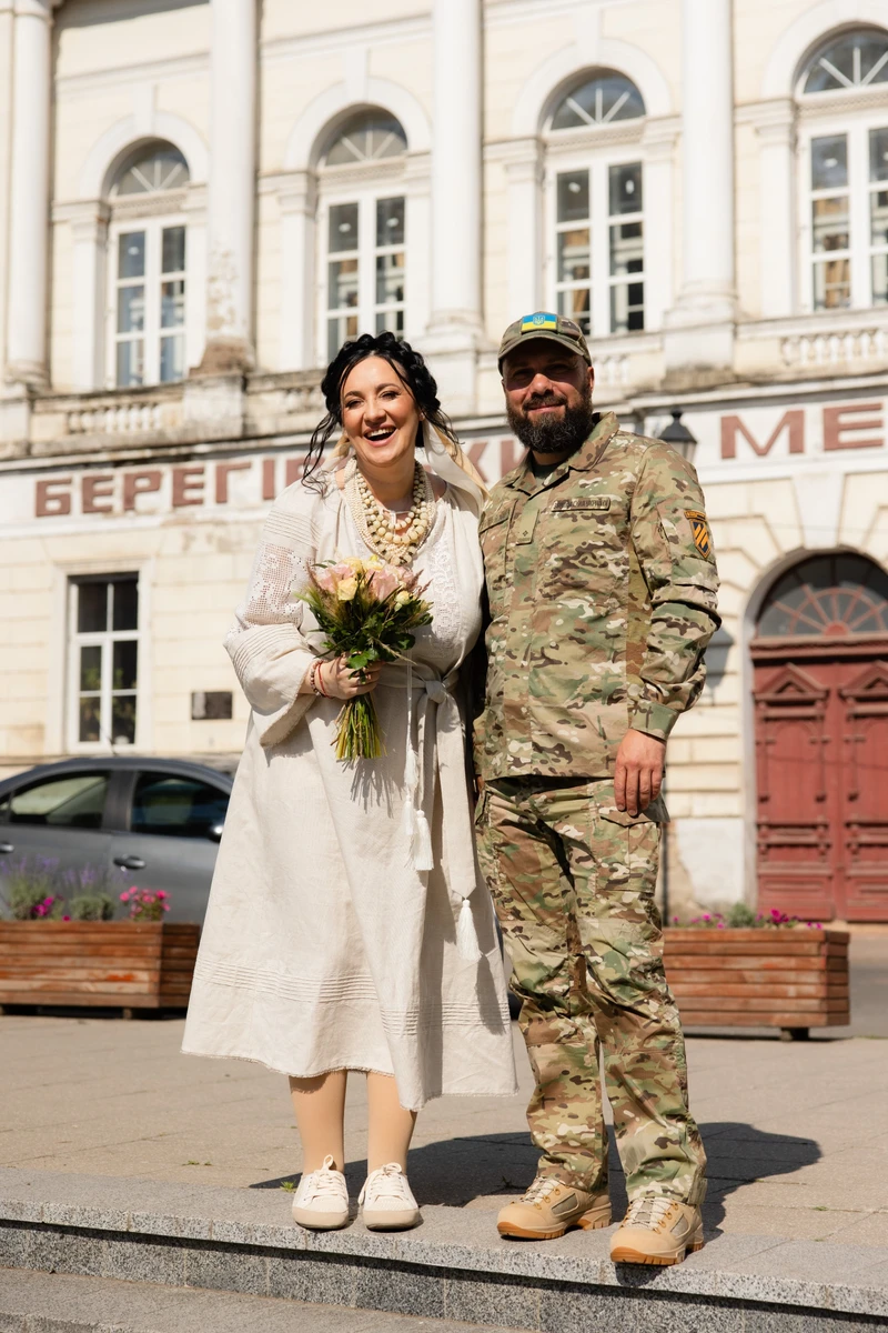 Соломія Вітвіцька весільні фото