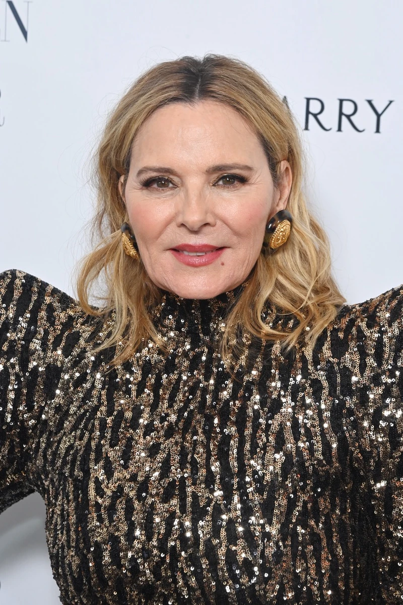 Кім не цурається ясравих та ефектних луків 