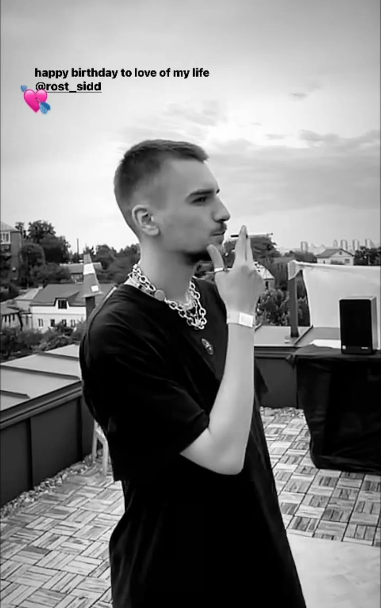 Ростислав і похіп-хопить, і попалить