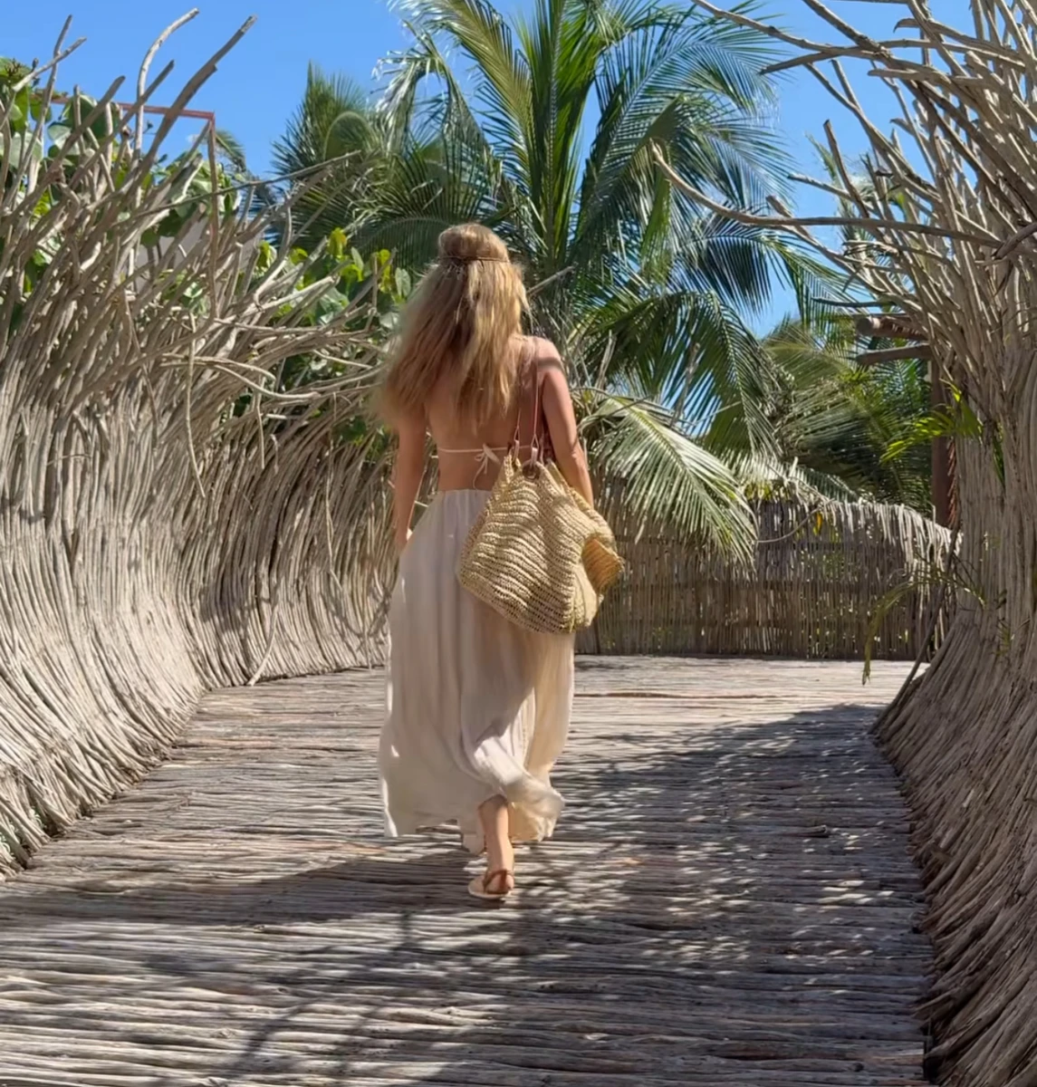 Катя Сільченко відпочила у Мексиці