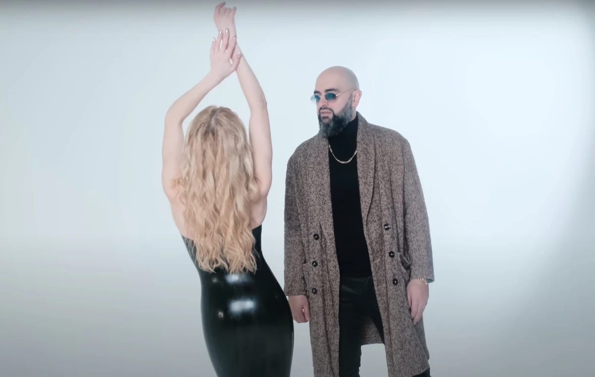 Олена Тополя знялася в чуттєвому кліпі