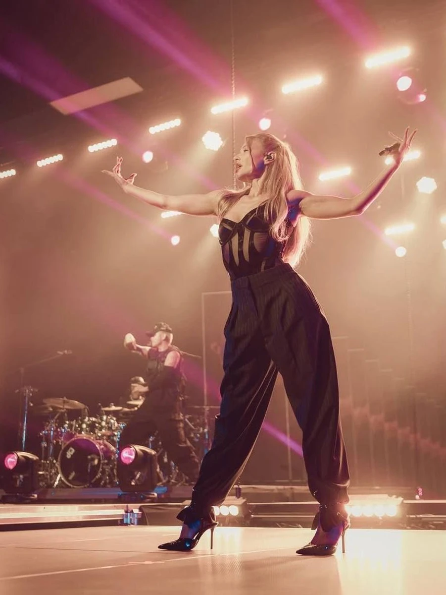 Тіна Кароль на концерті у ЛА