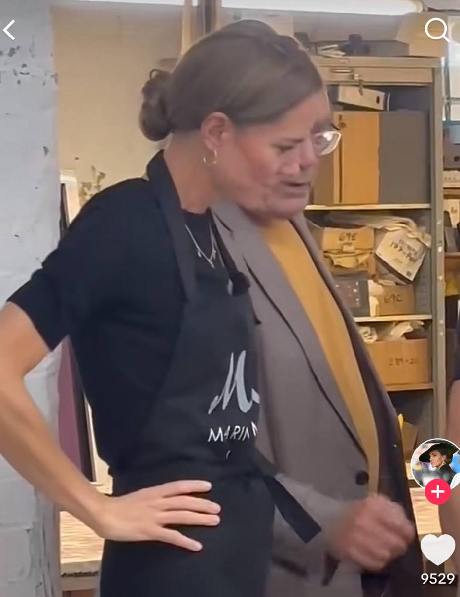 Кейт Міддлтон на текстильній фабриці