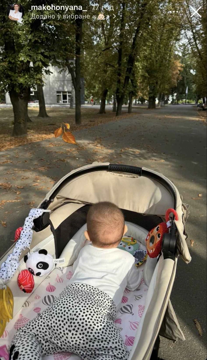 Онучка Інни Білоконь Вероніка