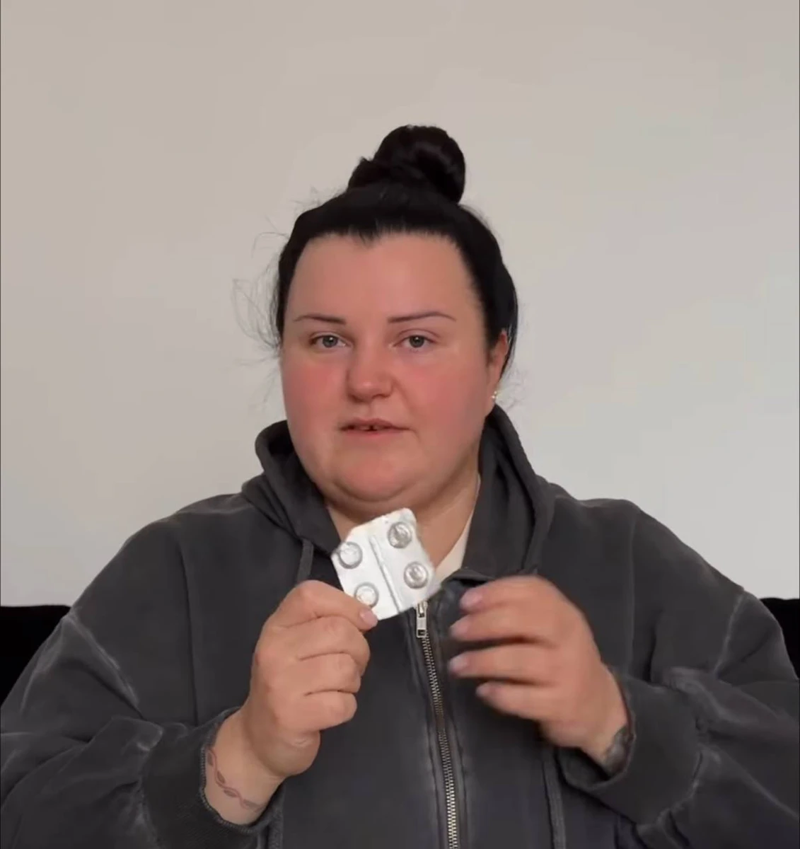 Альона з мезимом