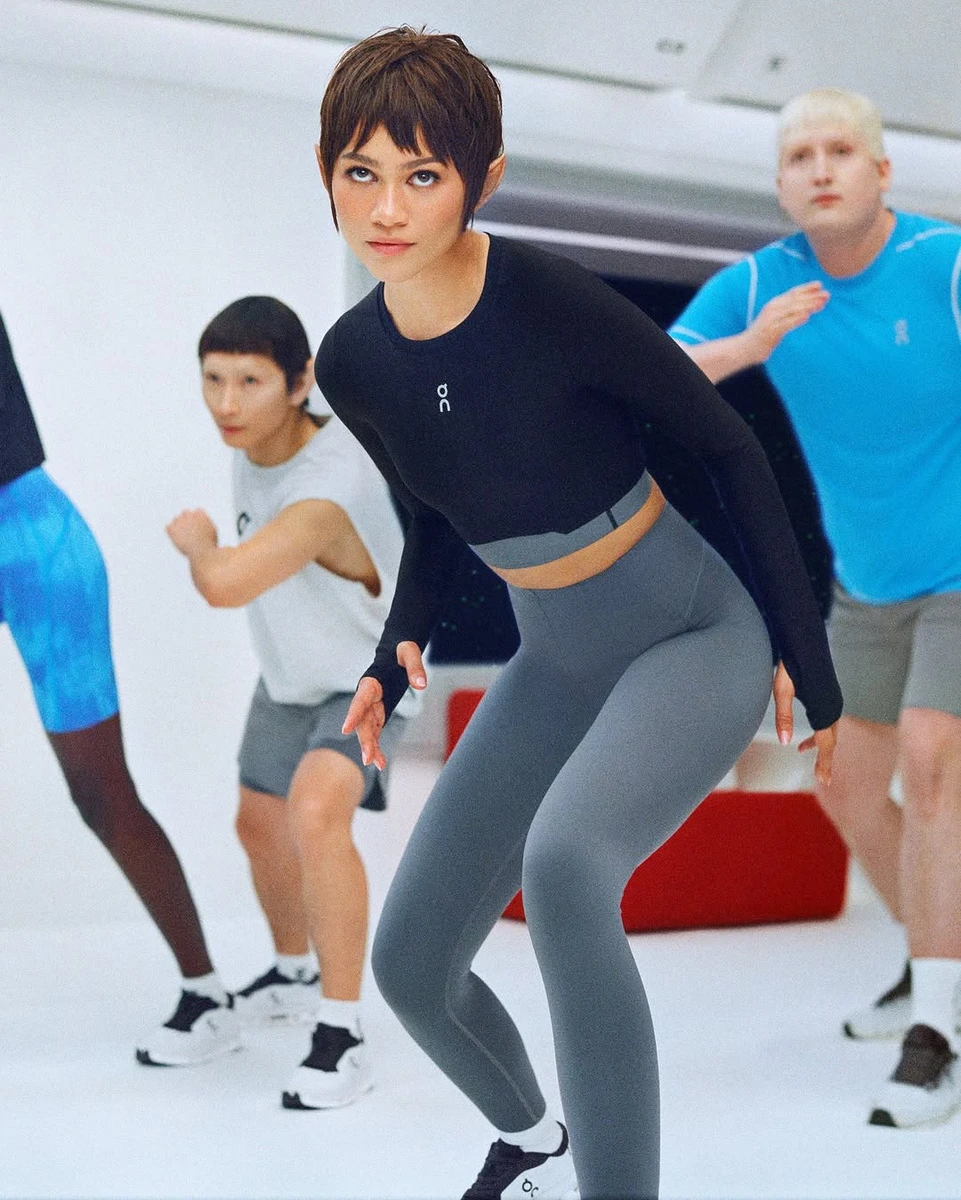 Зендея потренувалася для незвичної фотосесії