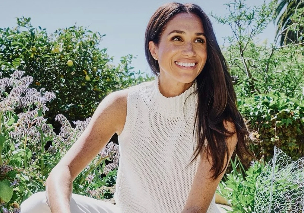 Меган Маркл позує для фото