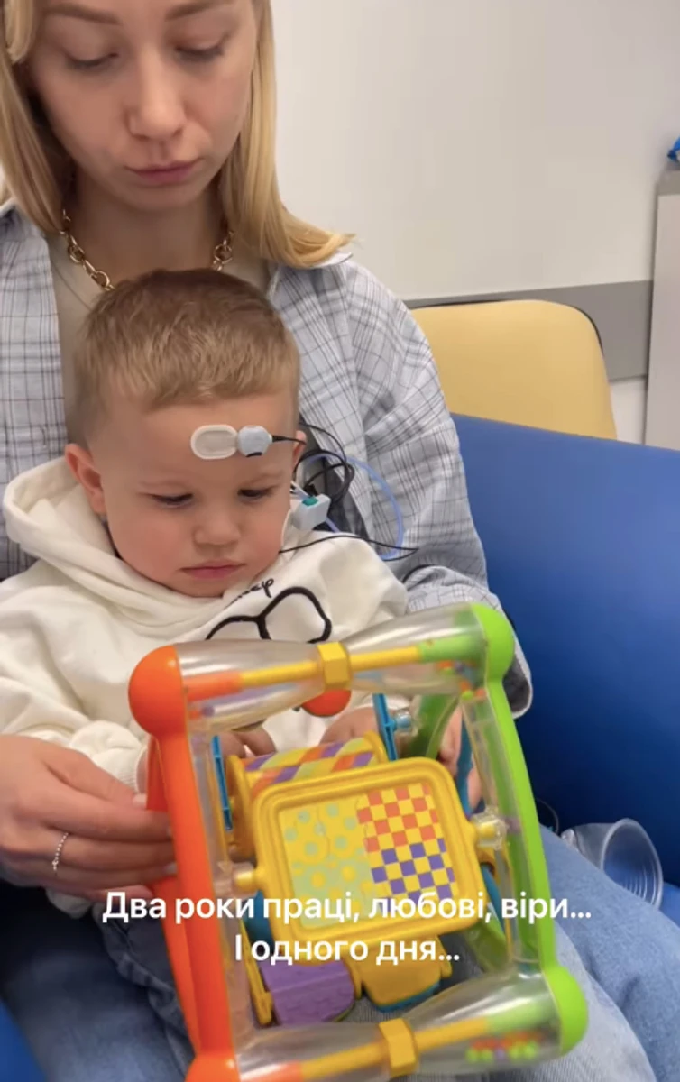 Дружина Павліка поділилася успіхами сина в лікуванні його затримки мовлення