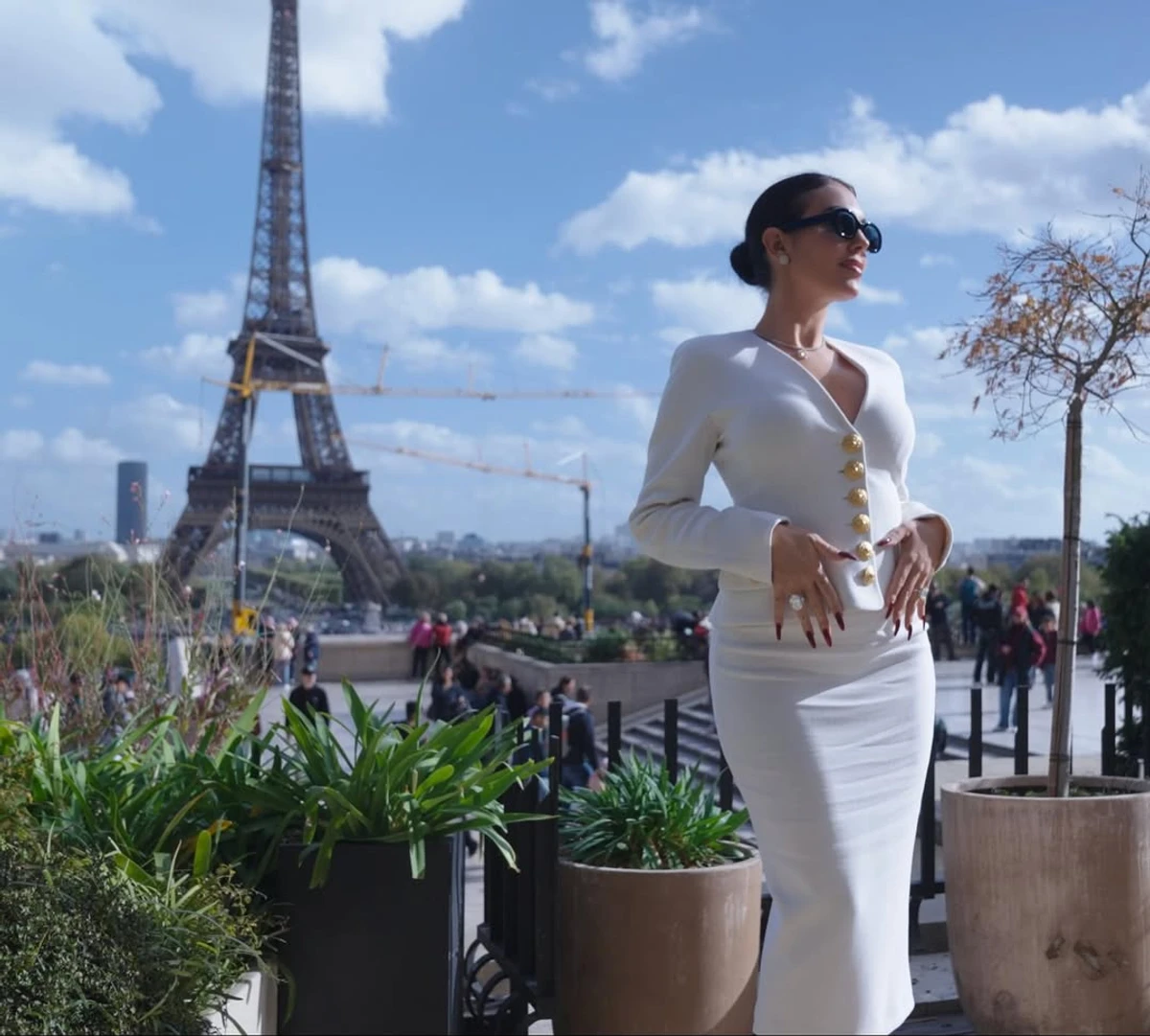 Наречена Роналду в обтислому луці блиснула тілом у Парижі