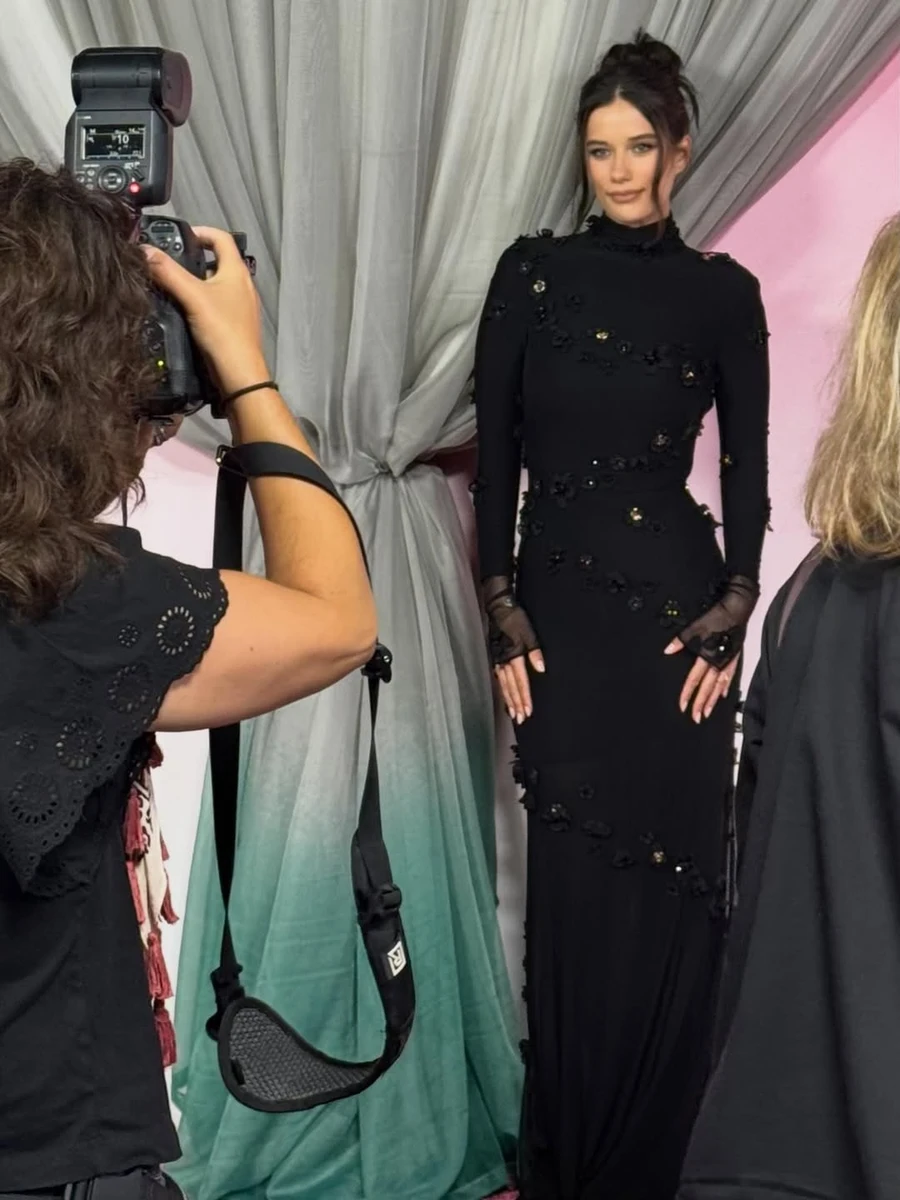 Донька Траволти