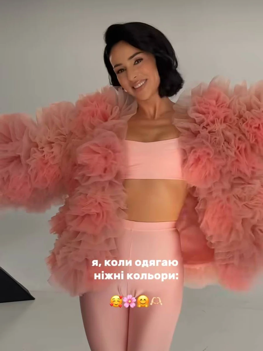 Огнєвіч у топі й лосинах