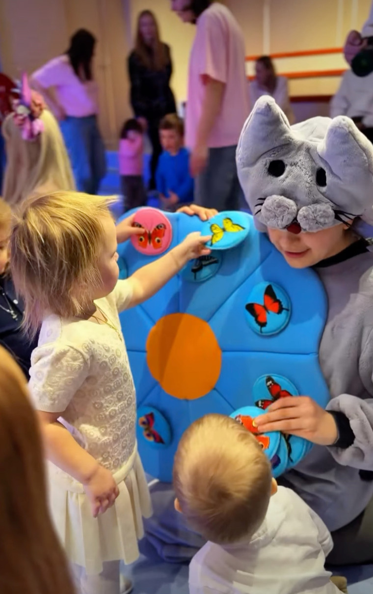 Дружина Усика влаштувала розваги на святі дочки