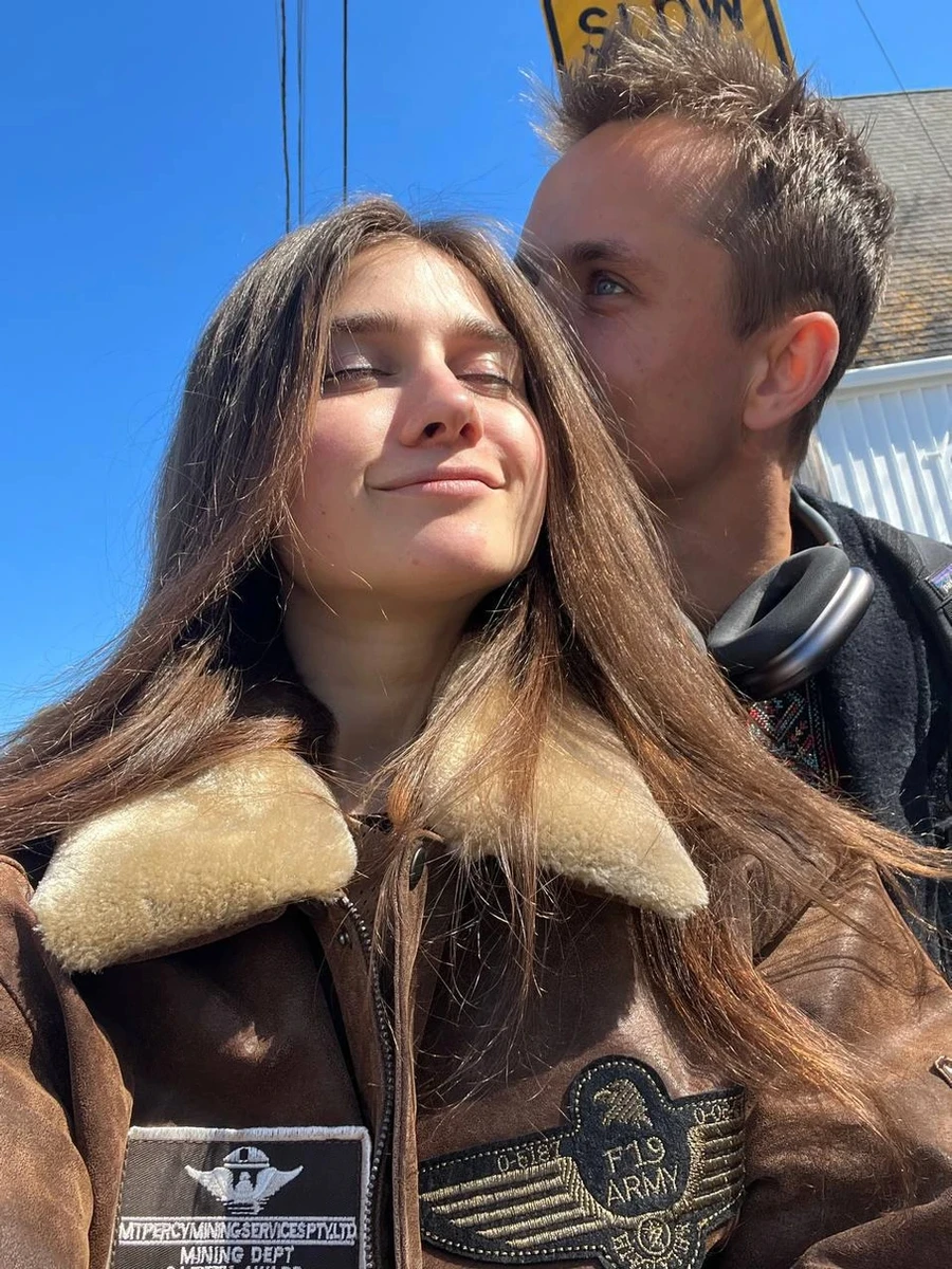 Хлопець Jerry Heil