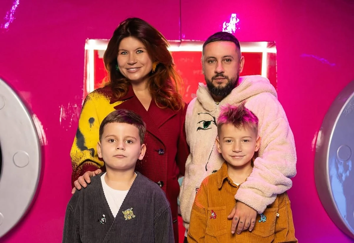 Monatik та його родина