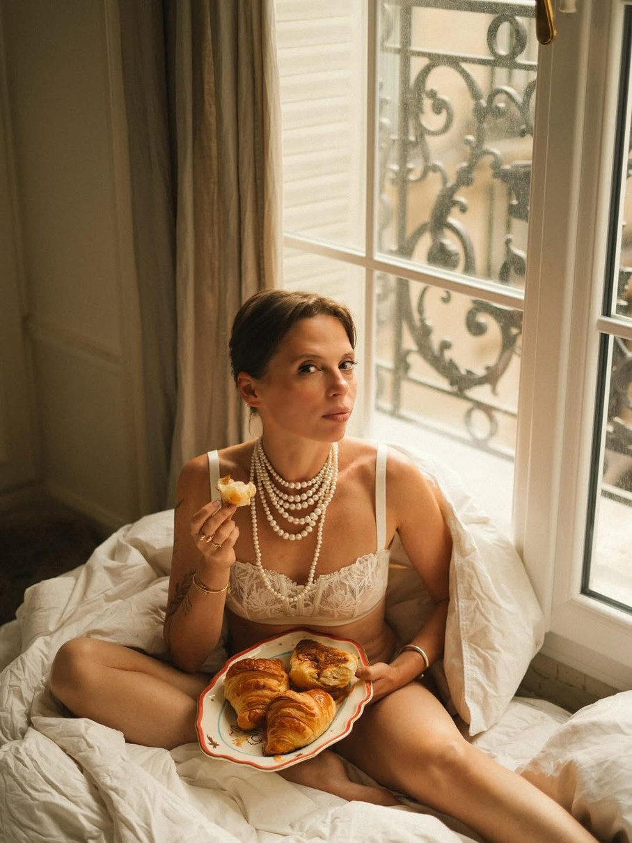 Співачка Ірена Карпа