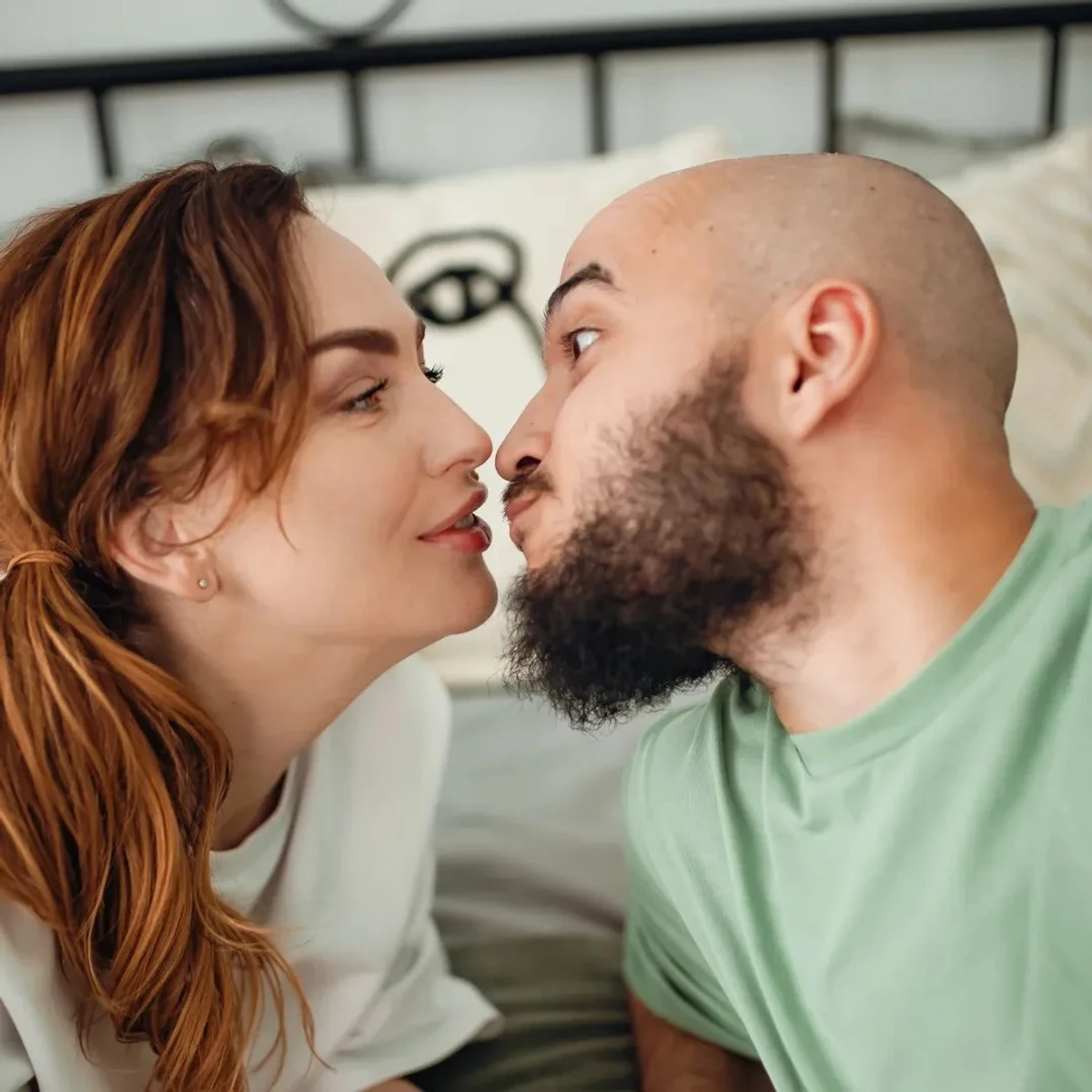 Вікторія Булітко наробила романтичних фото з нареченим