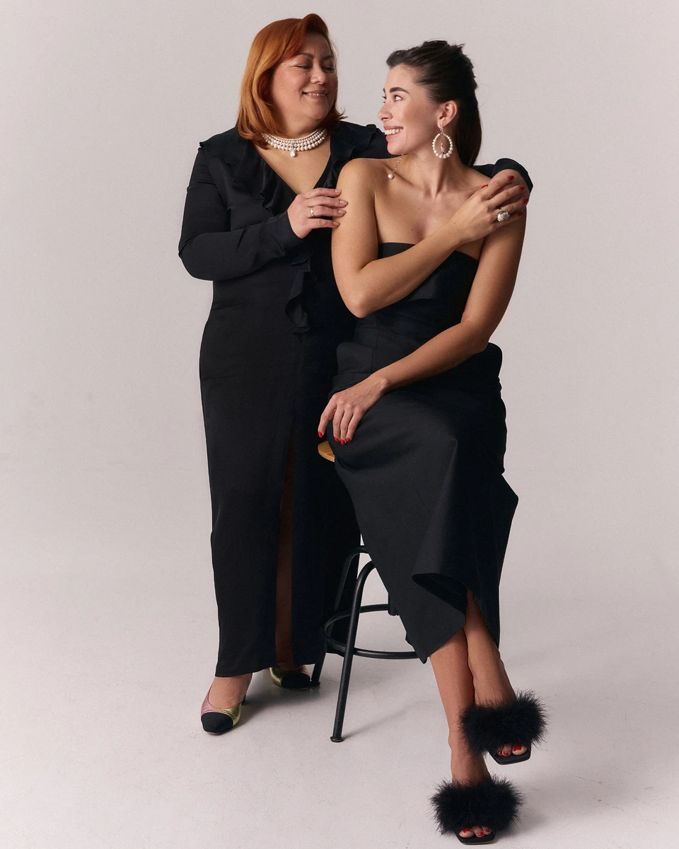 Міс Неплях з мамою на фото