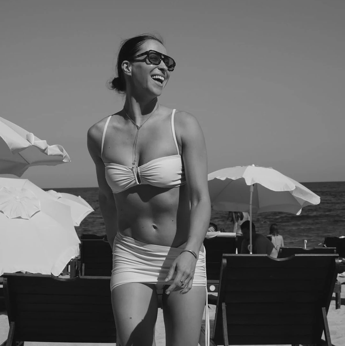 Віка Маре на пляжі