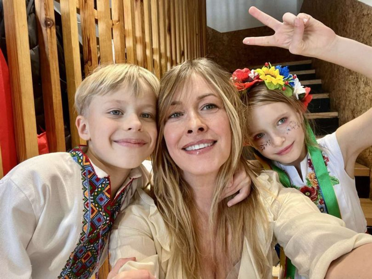 Олена Кравець розповіла, як живе з дітьми, коли немає світла і опалення