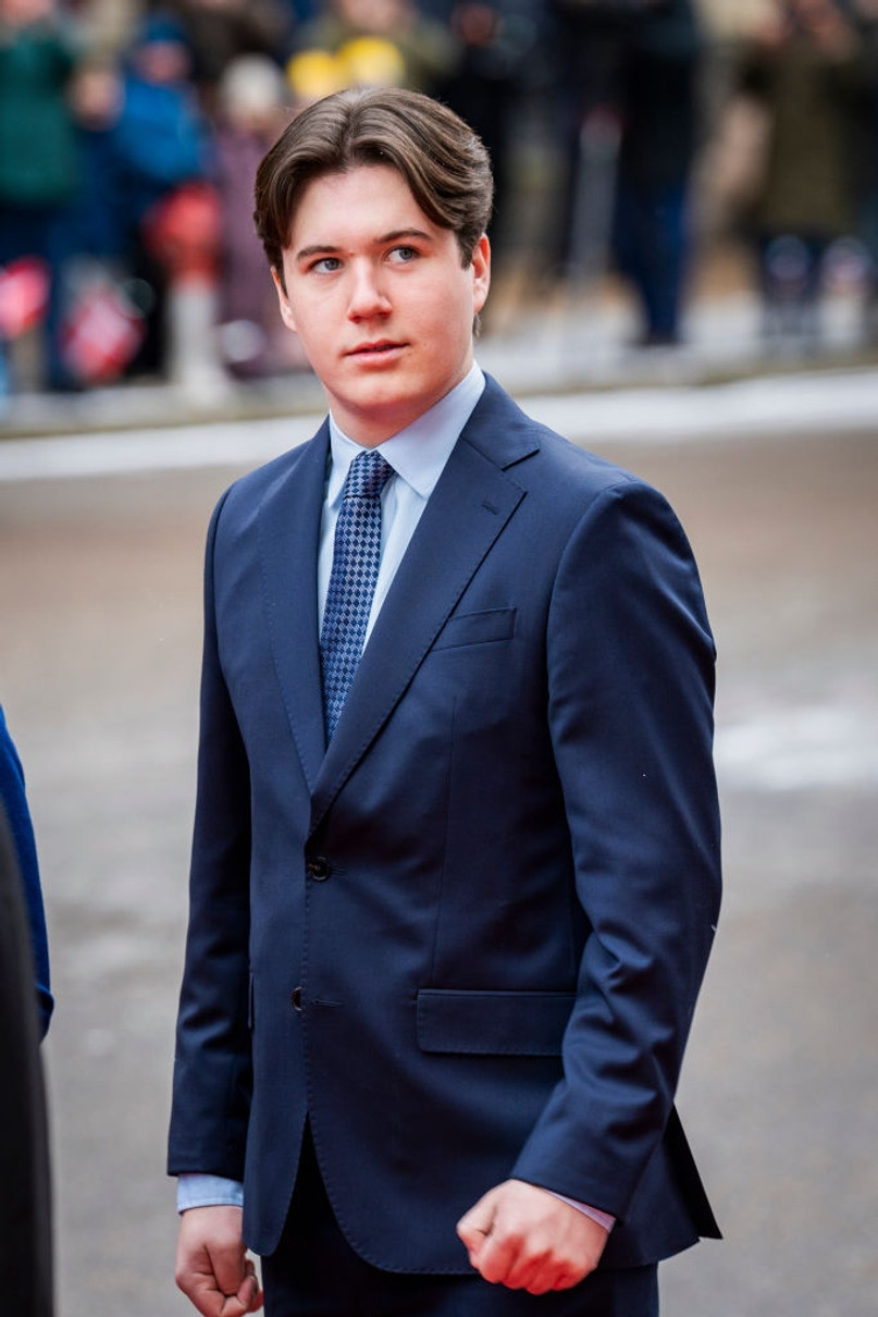 18-річний принц керує Данією, доки тата нема вдома