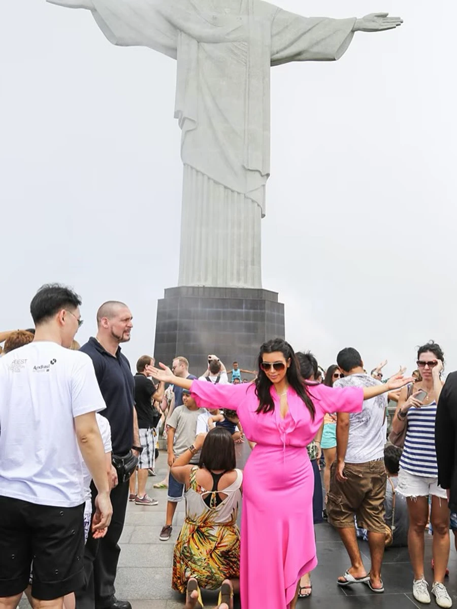 Кім Кардашян показалася у Бразилії