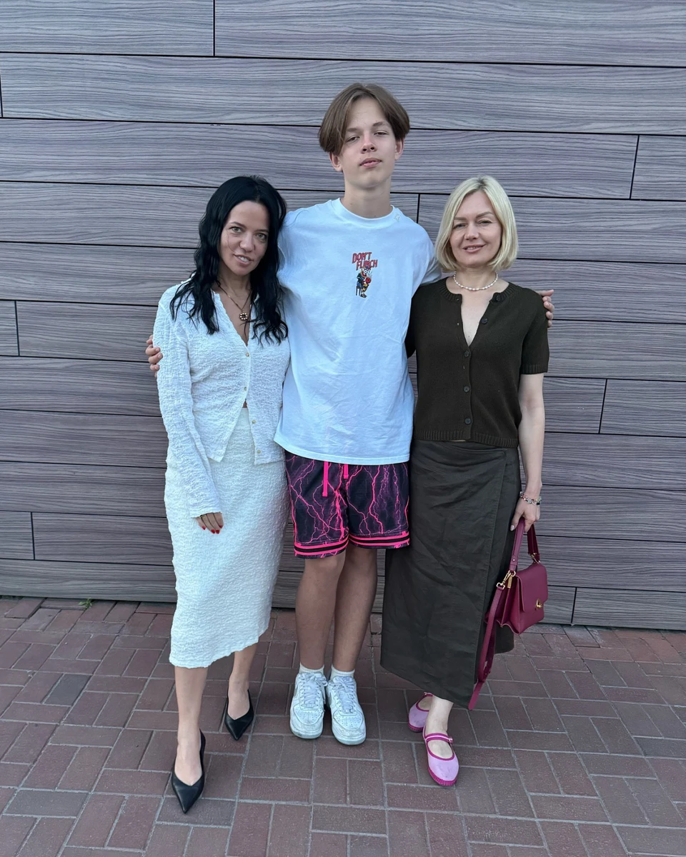 Ірина Горова з сином від Потапа на весіллі дочки