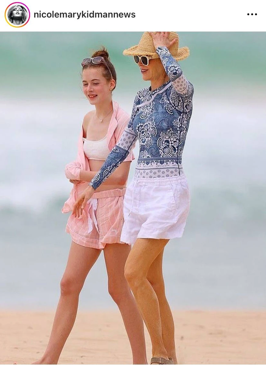 Компанію батькам на пляжі склала 13-річна дочка Фейс. Її, як відомо, виносила для подружжя сурогатна мати. У пари також є старша донька Сандей, яку Кідман народила сама
