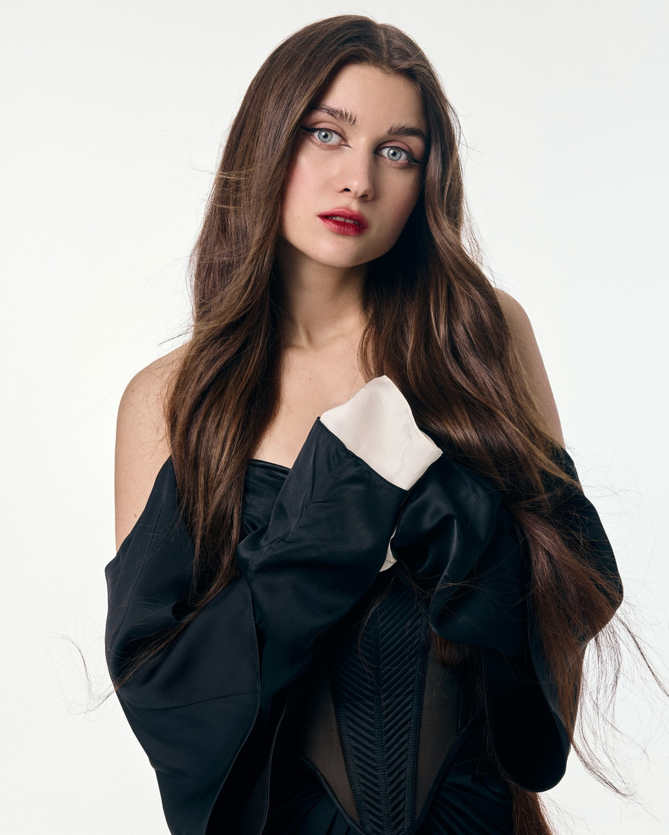 Співачка Jerry Heil