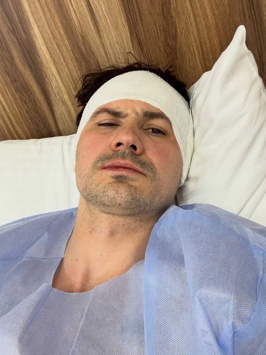 Євген Кот після операції на вухах