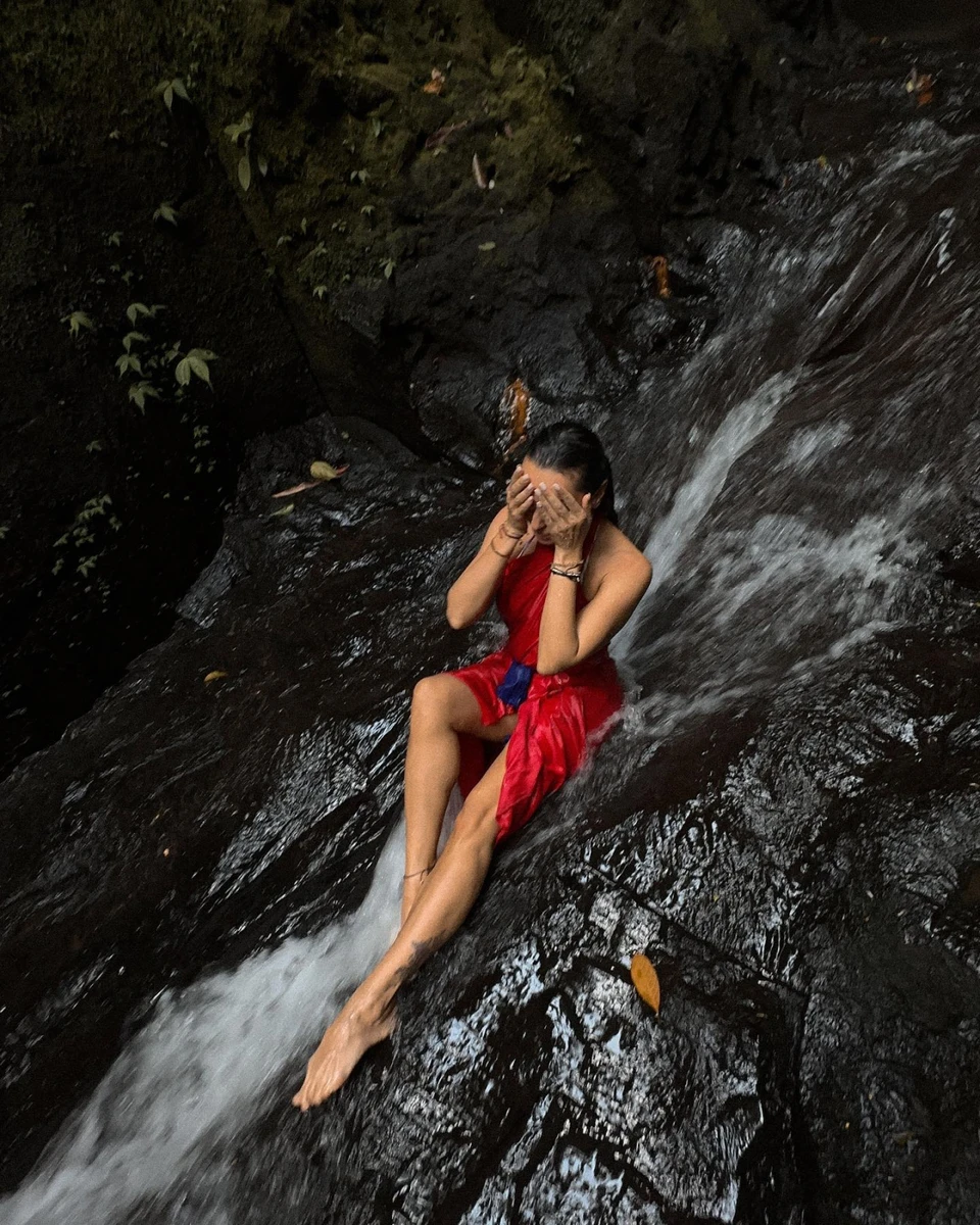 Дарую собі елементи роскоші, - скромно написала Нана