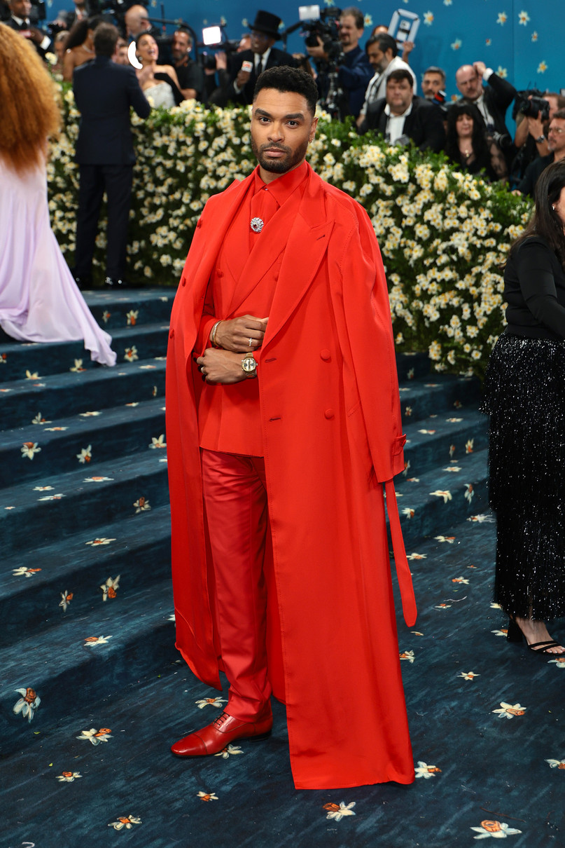 Реге-Жан Пейдж у червоному на Met Gala 2025