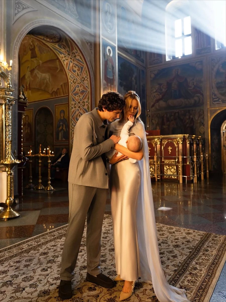 Леся Нікітюк показала фото з хрещення сина