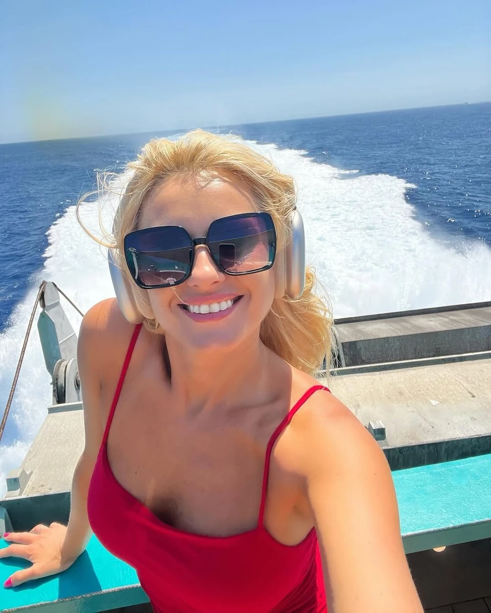 Гастролі Федишин