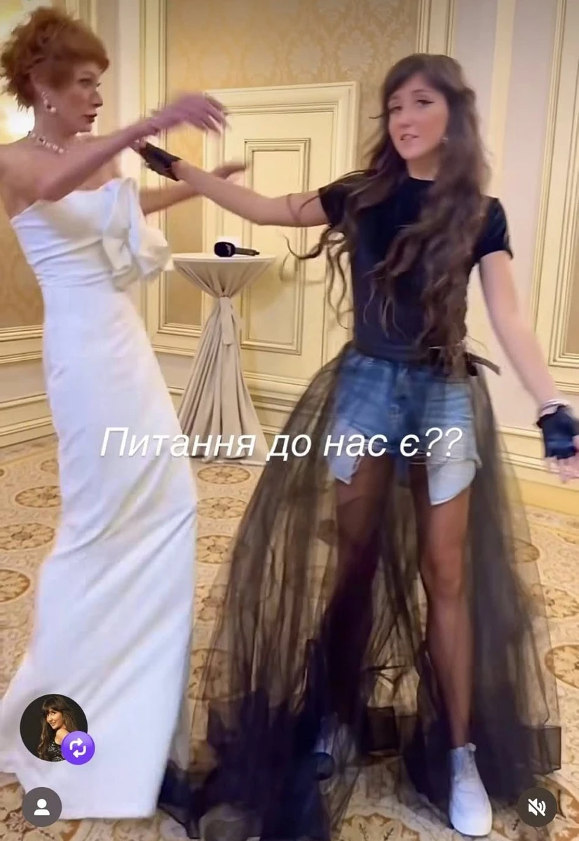 Олена-Крістіна Лебідь