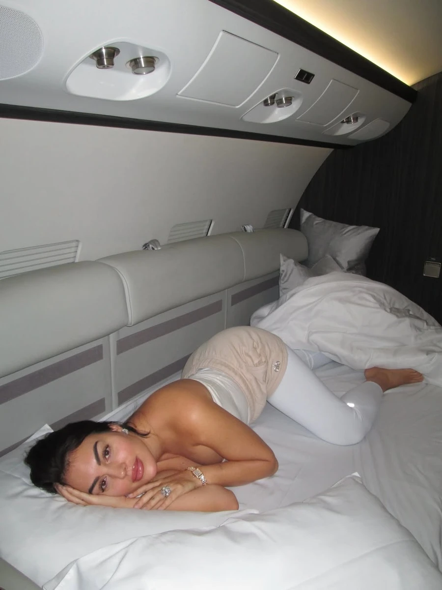 Наречена Кріштану Роналду в інстаграм