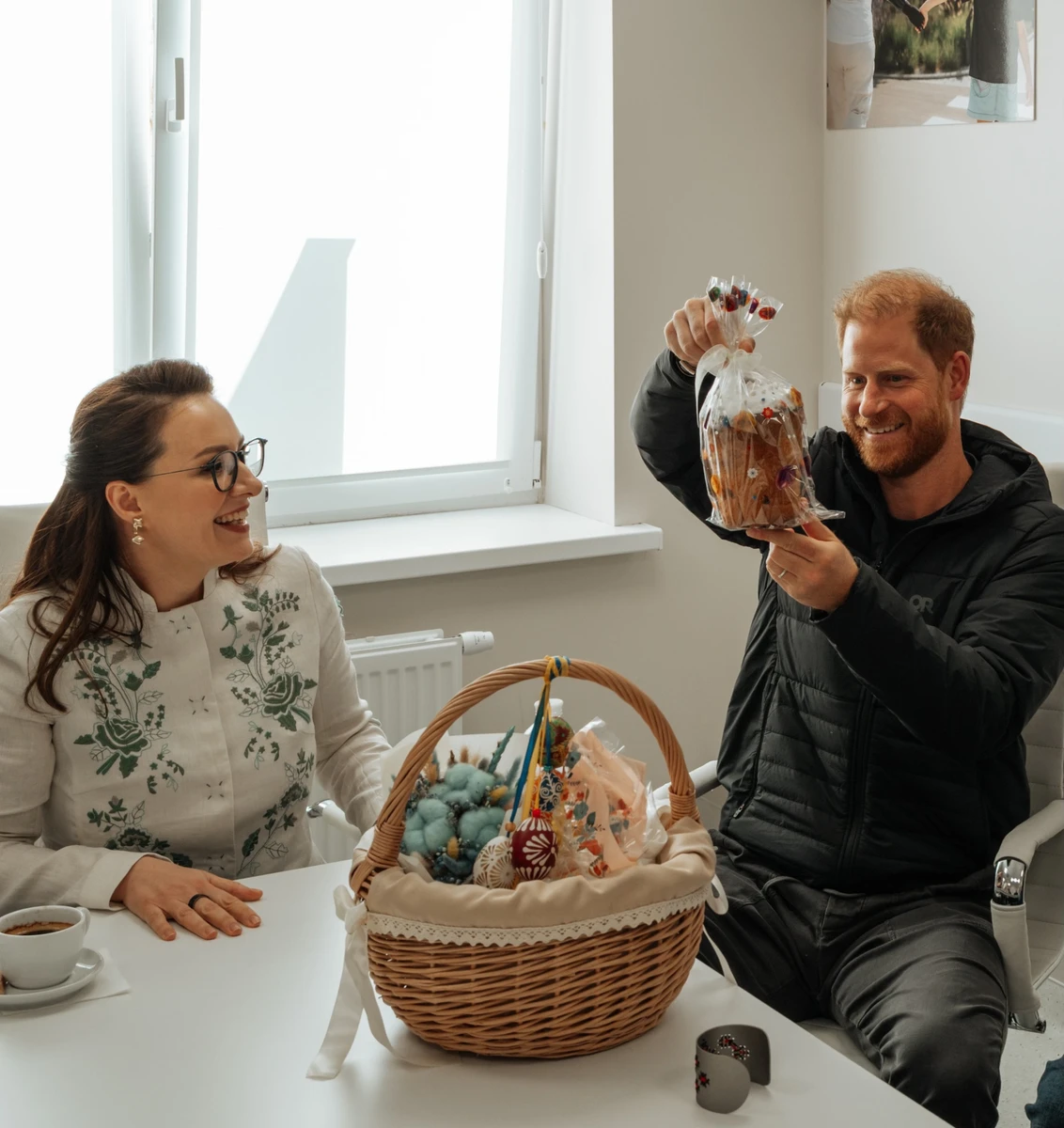 Принц Гаррі в Україні з паскою