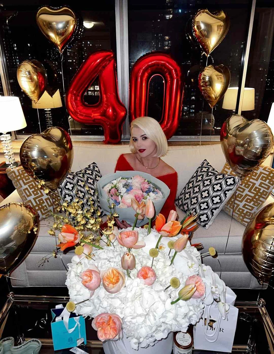 Міка Ньютон