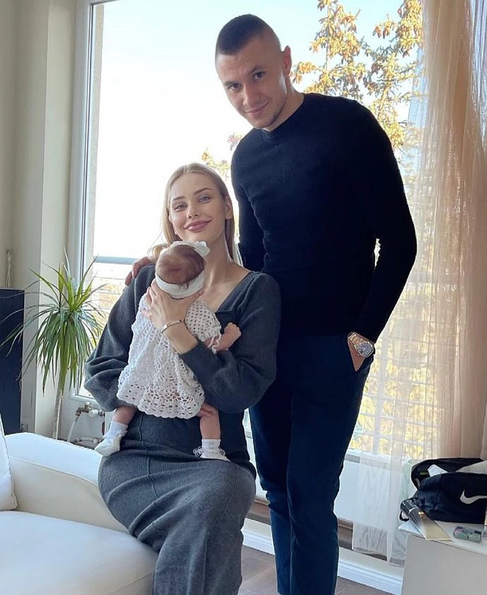 Анна видалила зі свого профілю в Instagram фото з Олександром