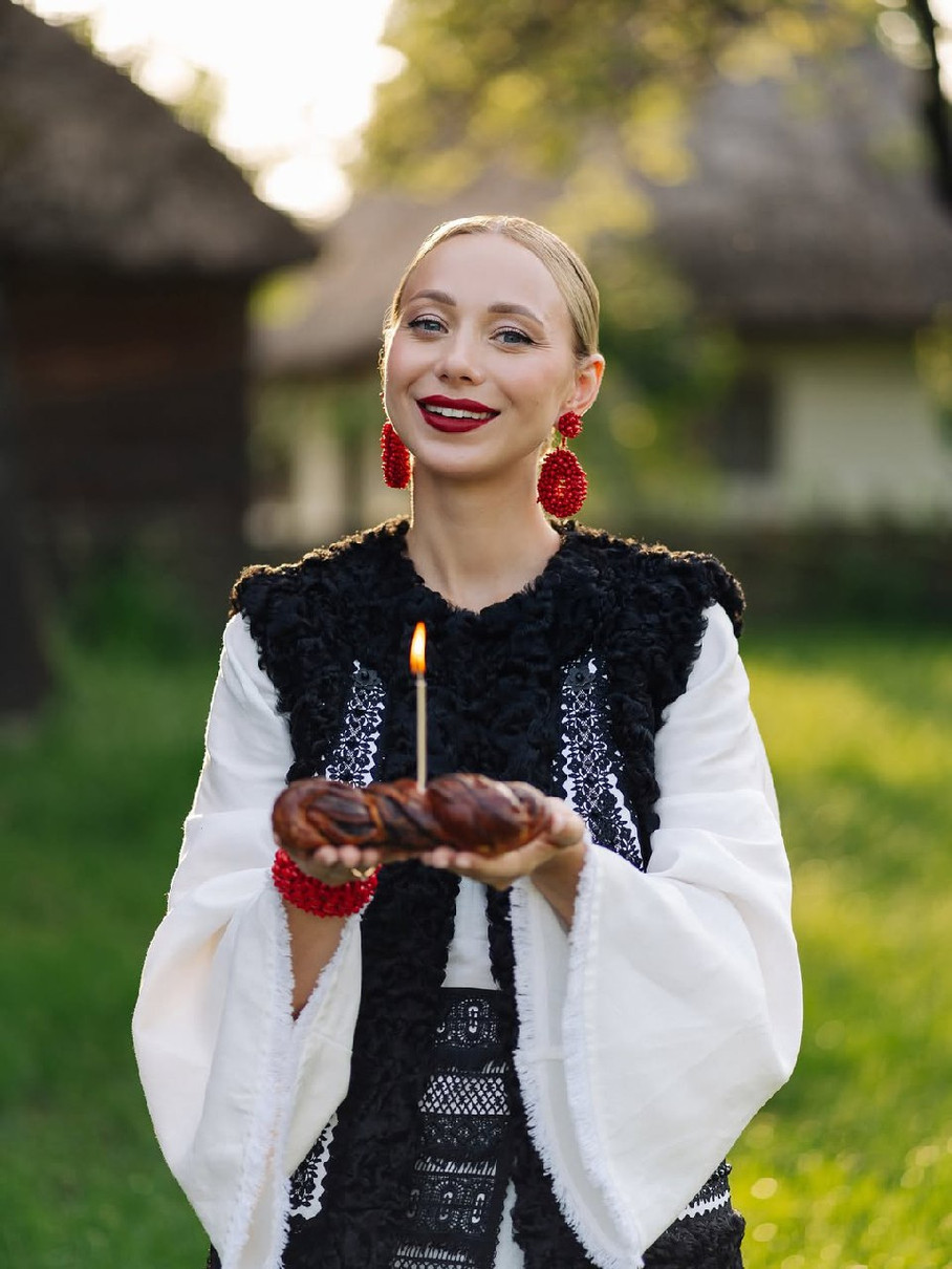 Репяхова задула свічки