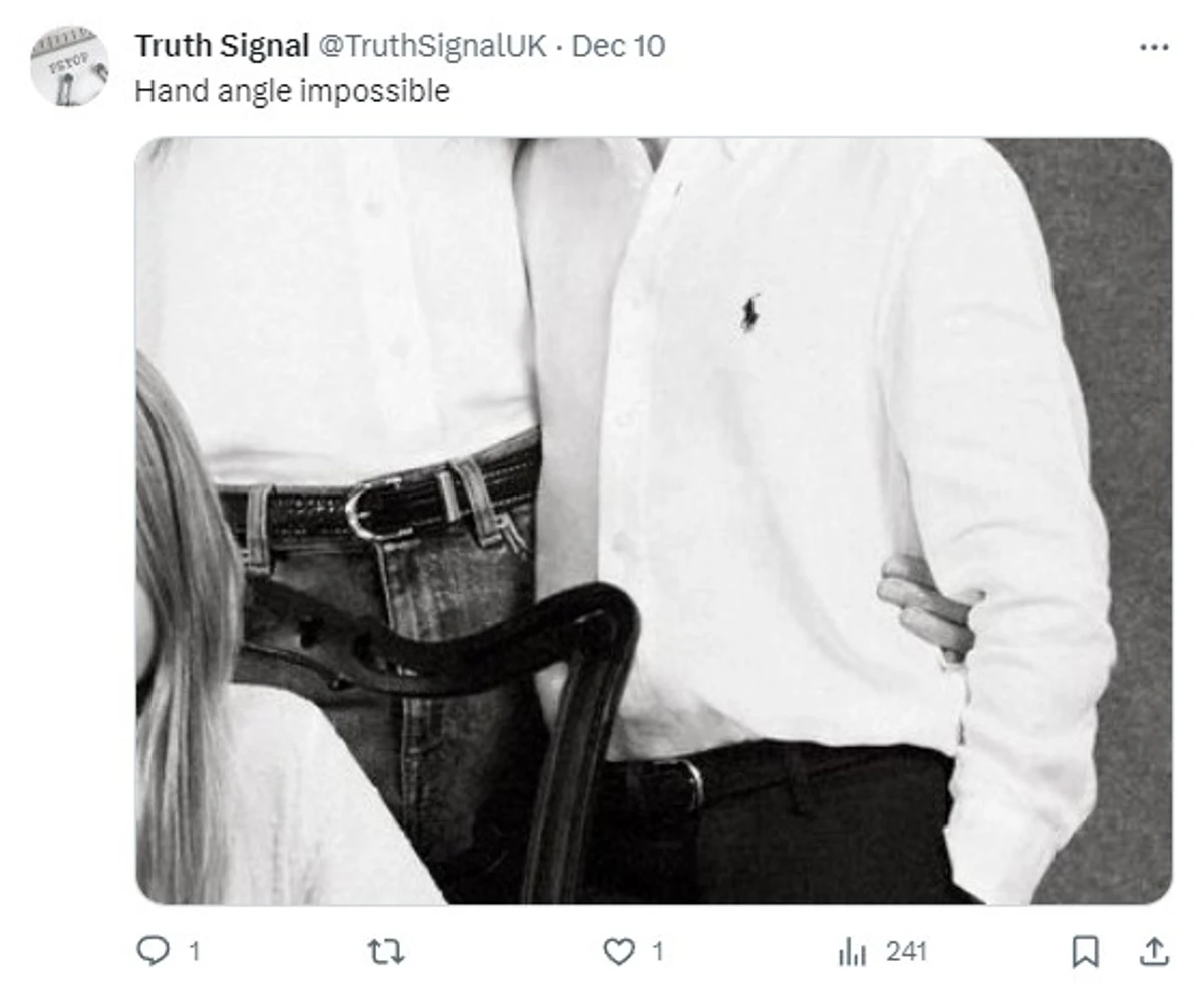 Кут, під яким розташувалися пальці Кейт, теж викликав запитання