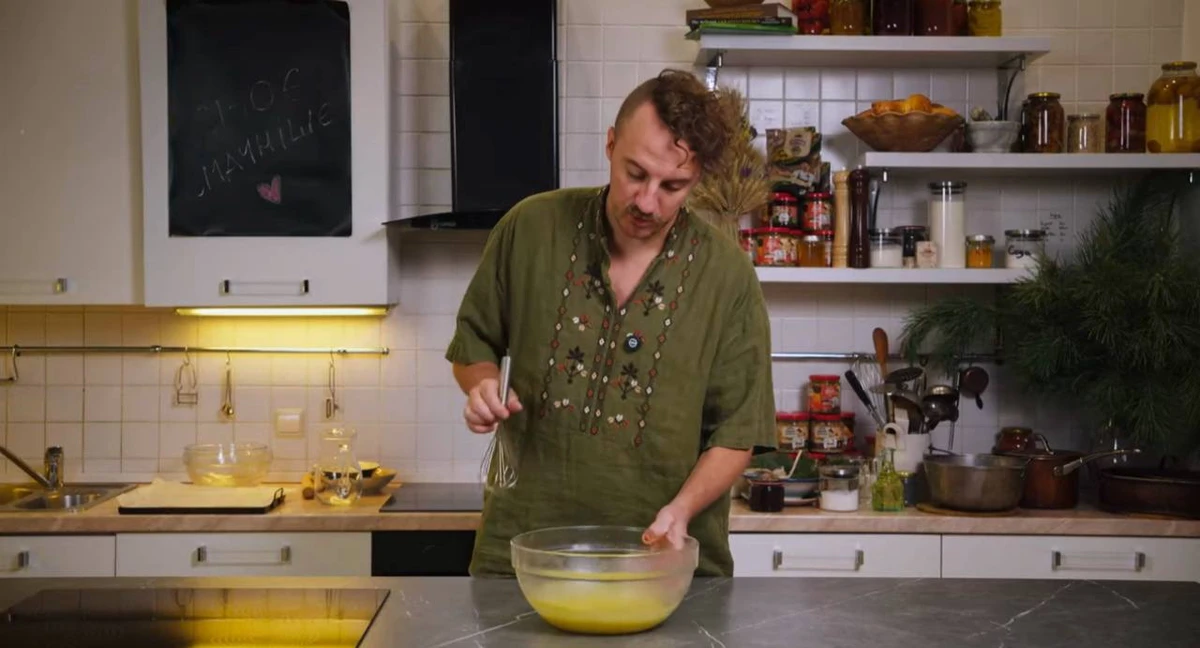 Євген зробив опару