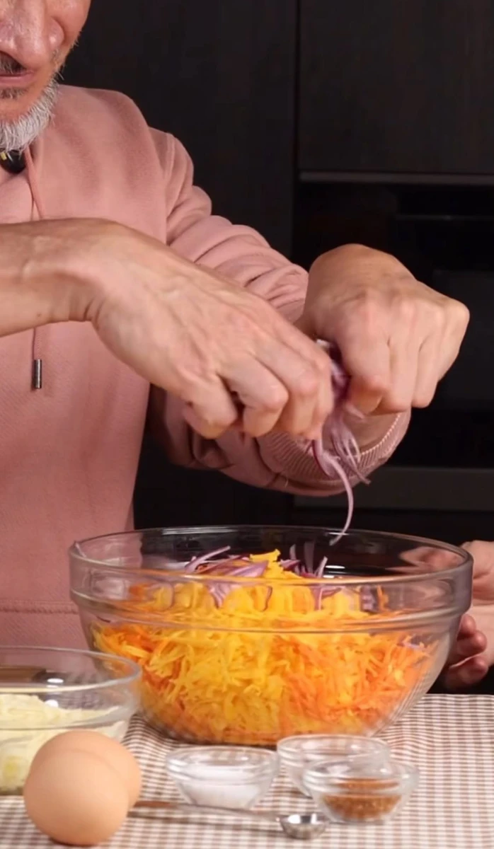 Ектор Хіменес-Браво і Надія Матвєєва показали, як готувати поживний і корисний рулет