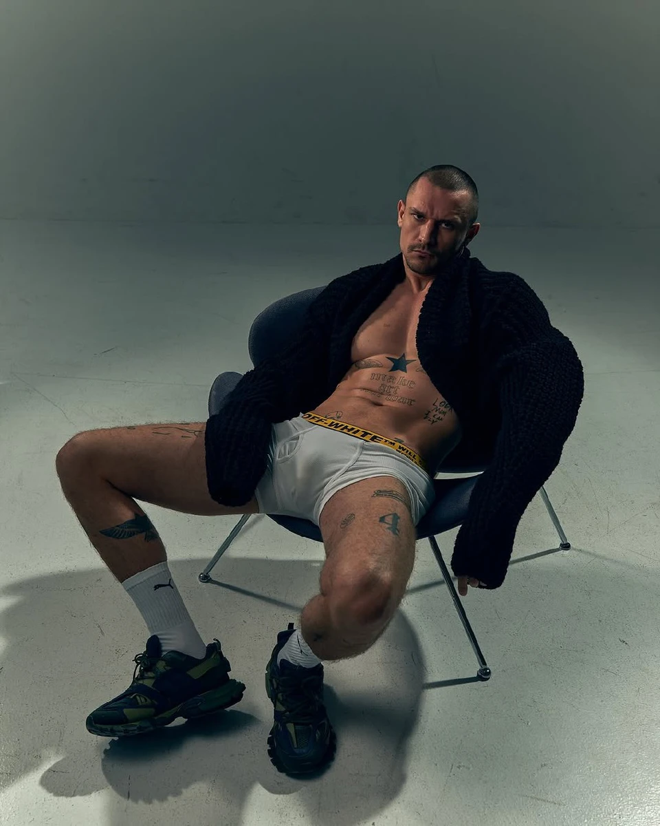 До речі, раніше Цимбалюк пригадував, як тату (яких у Тараса чимало) заважали та сприяли його кар’єрі