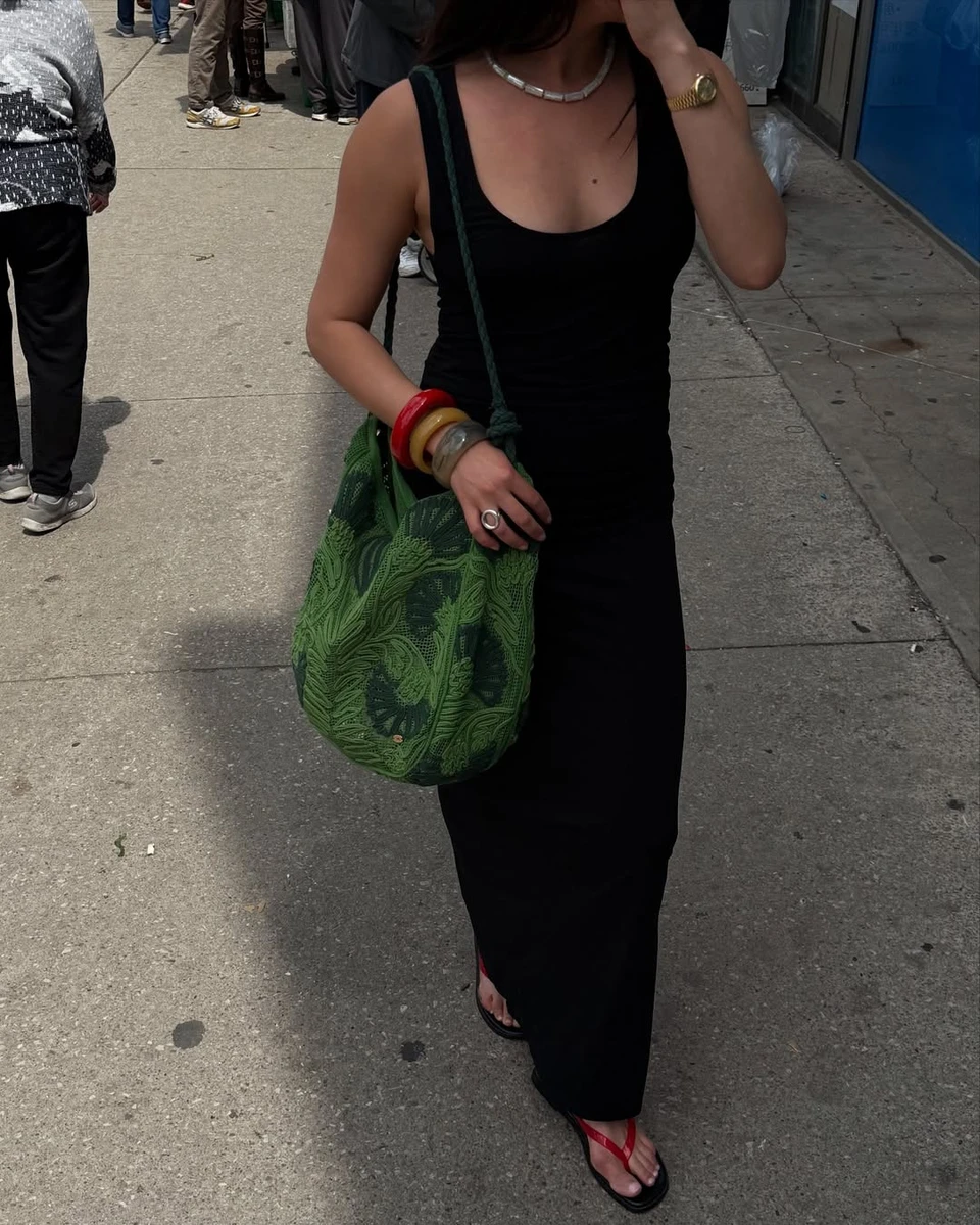 Як носити вʼєтнамки