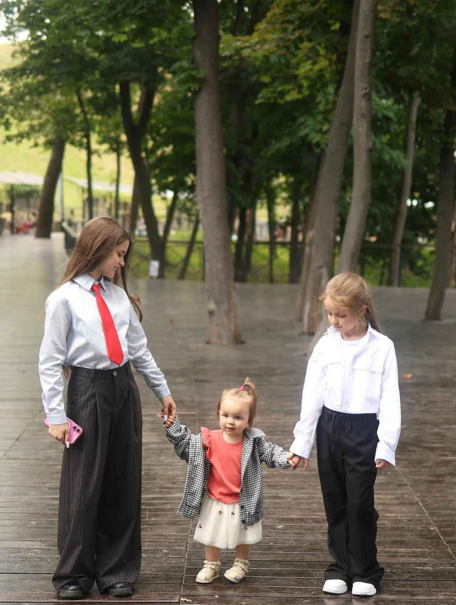 Три доньки Лілії Ребрик